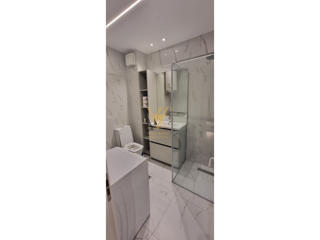 JEPET APARTAMENT 2+1 ME QERA NE LAPRAKE 600 EURO 2