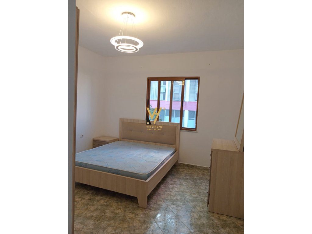 JEPET APARTAMENT 2+1 ME QIRA NE ASTIR 50.000 LEKE 3
