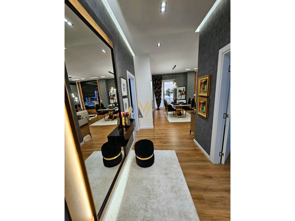 Shitet apartament 2+1+2 te Shallvaret 124 m2 2