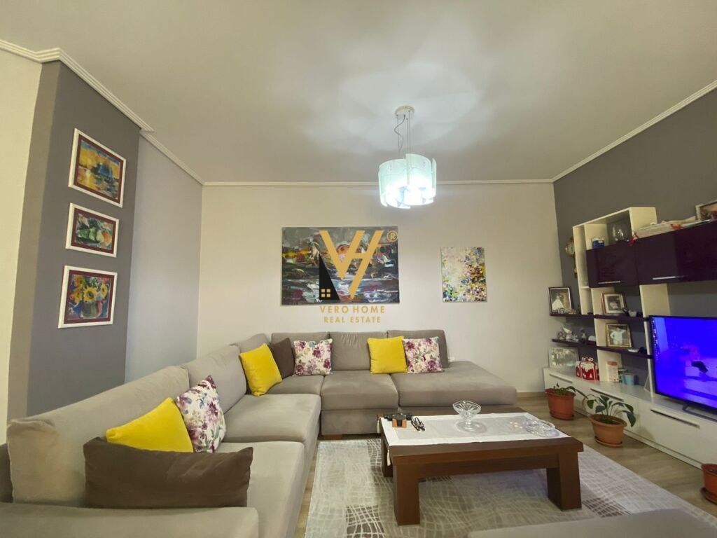 Shitet apartament 2+1+2 te Kopshti Zoologjik 113 m2 3
