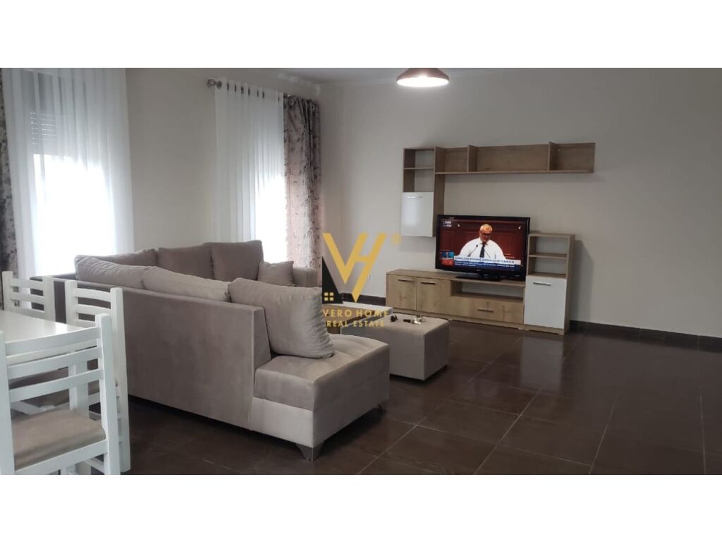 Jepet Apartament 2+1+2 me qera te Ambasada Amerikane 116 m2 2