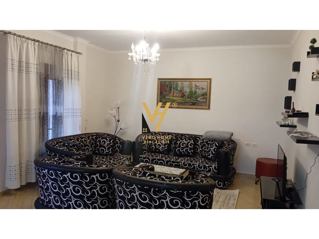 JEPET APARTAMENT 2+1+BLK ME QERA NE SAUK 40.000 LEKE