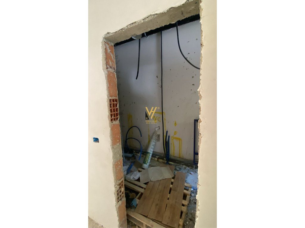 SHITET APARTAMENT 2+1+VERNADE TE KODRA E DIELLIT 190.000 EURO 3