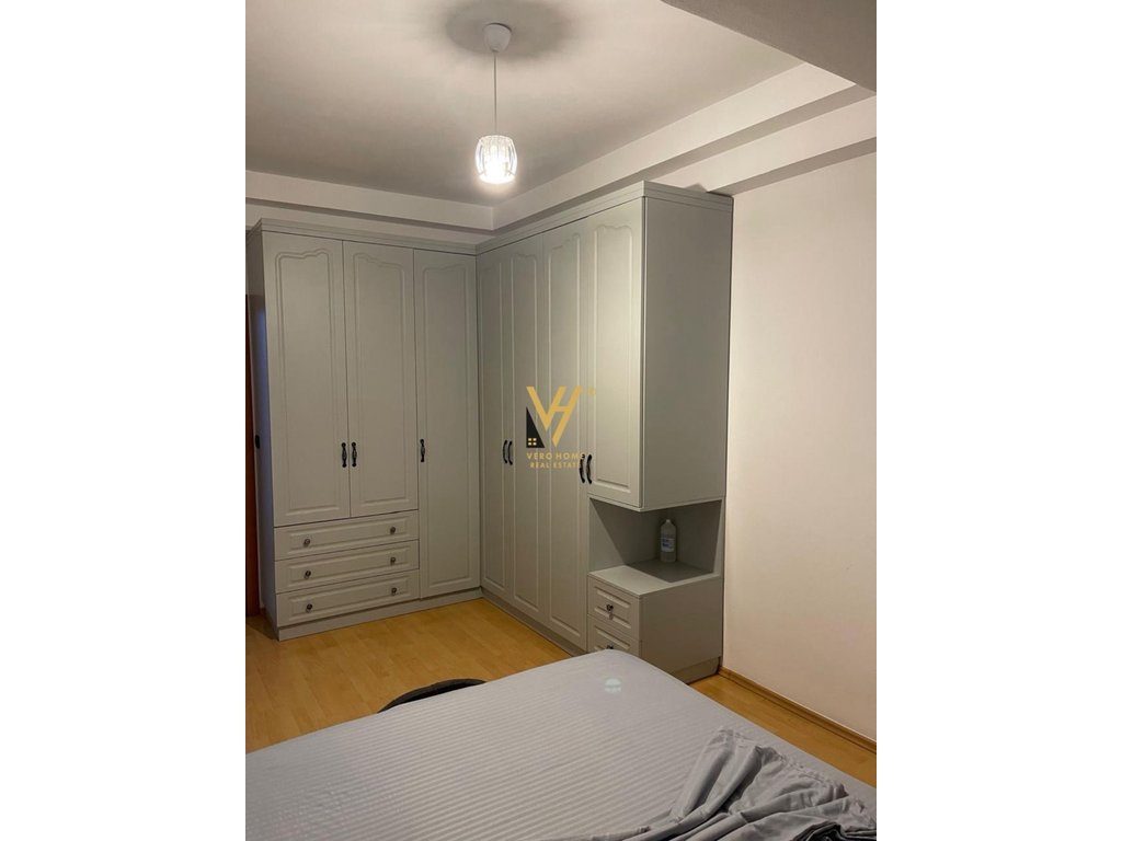 JEPET APARTAMENT 2+1+BLK ME QIRA TE KOPESHTI ZOLOGJIK 550 EURO 4