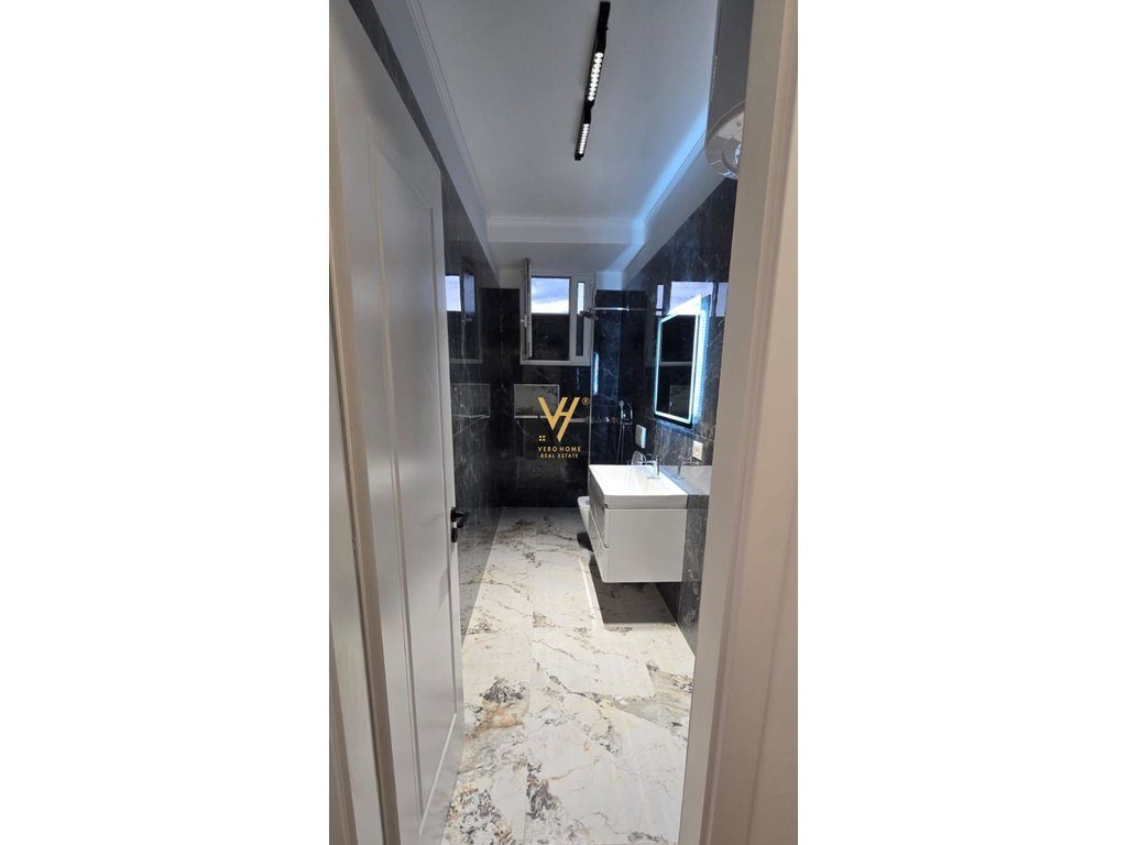 SHITET APARTAMENT 2+1+2 PRANE PROKURORISE 218.000 EURO 3