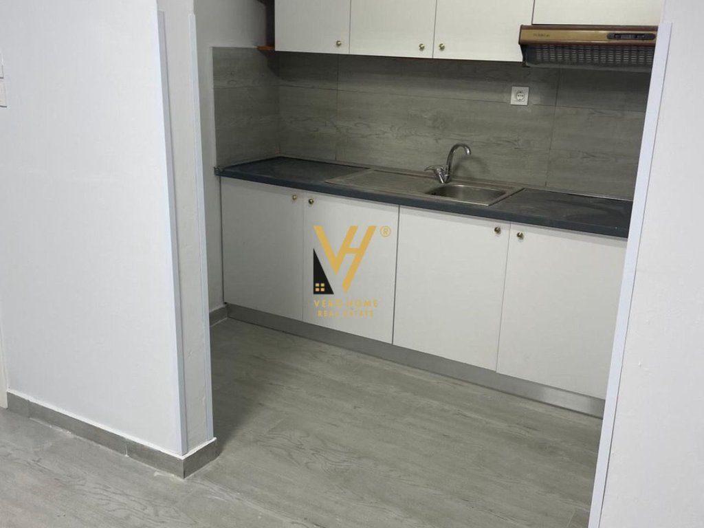 JEPET ZYRE 114 M2 ME QERA TE IRFAN TOMINI 600 EURO 2