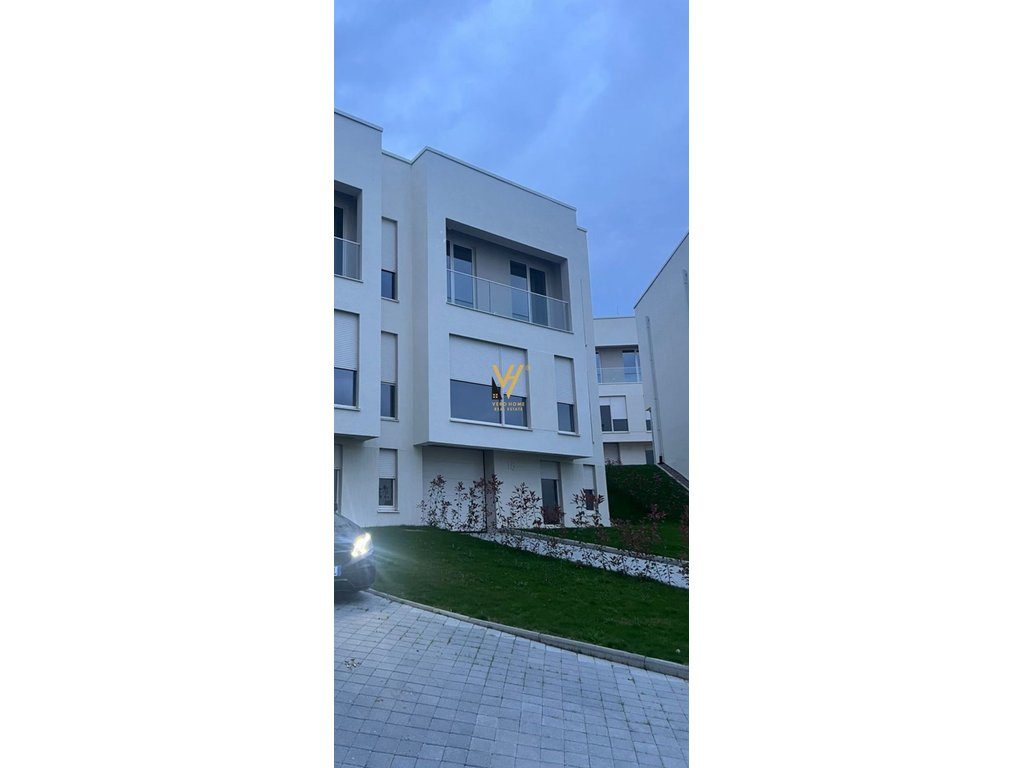 JEPET VILE 3 KATESHE ME QERA TE ABA RESIDENCE, SAUK 1.500 EURO 4