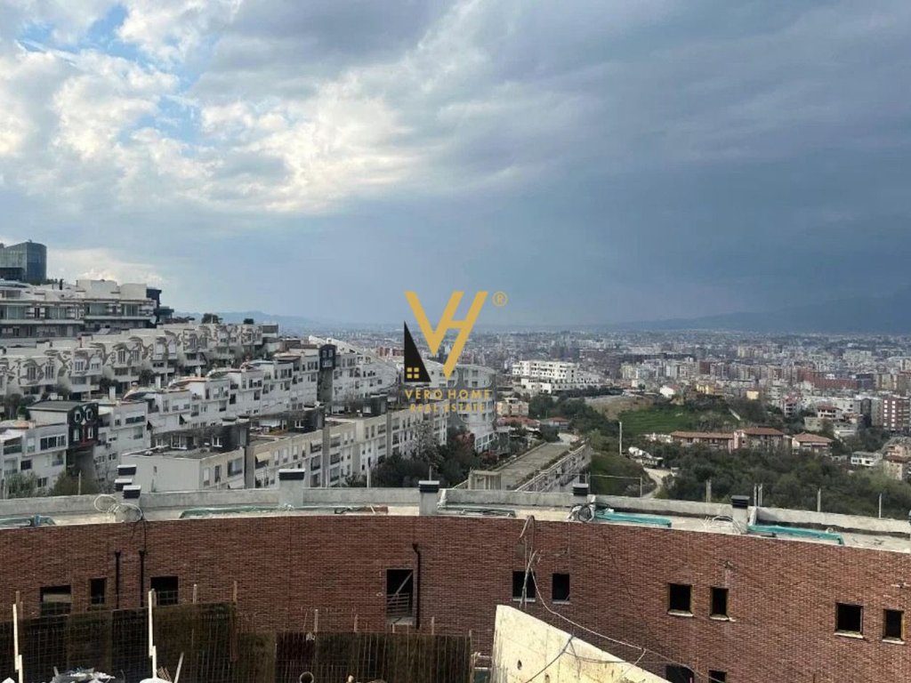 SHITET APARTAMENT 2+1+VERANDE TE KODRA E DIELLIT 2- 190.000 EURO