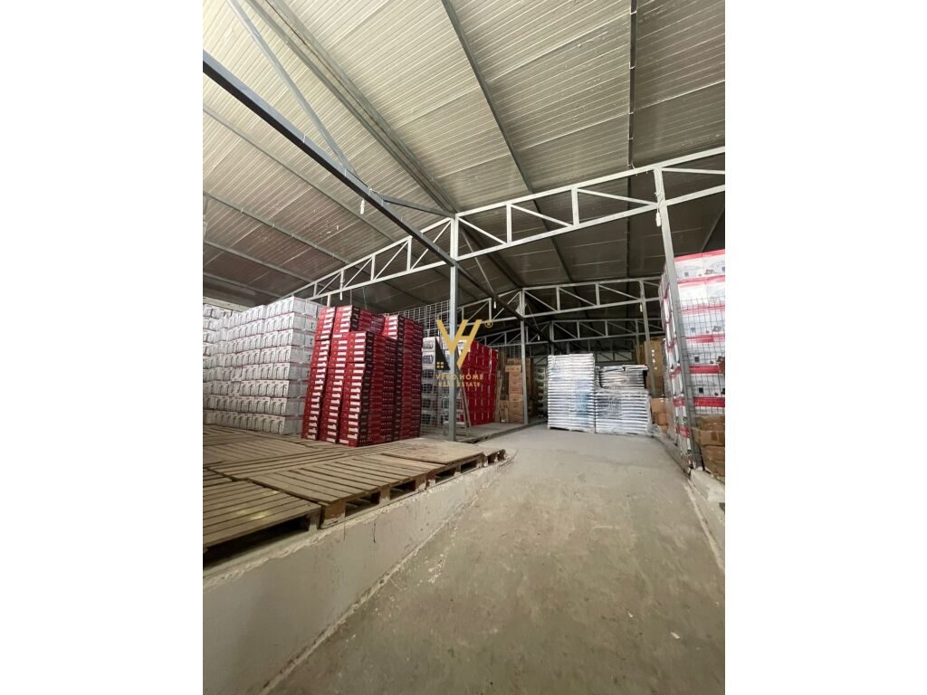 Jepet Magazine 1.200 m2 me qera ne Paskuqan