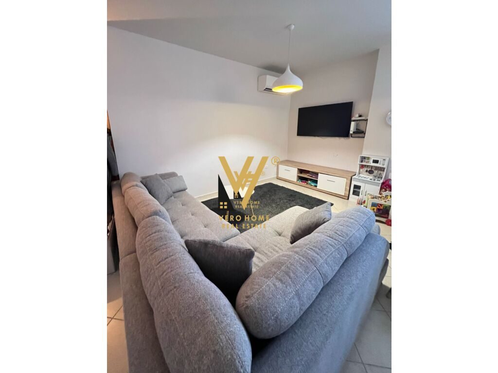 JEPET APARTAMENT 2+1+2+BALLKON ME QERA TE RRUGA E KOSOVARËVE 700 EURO 2