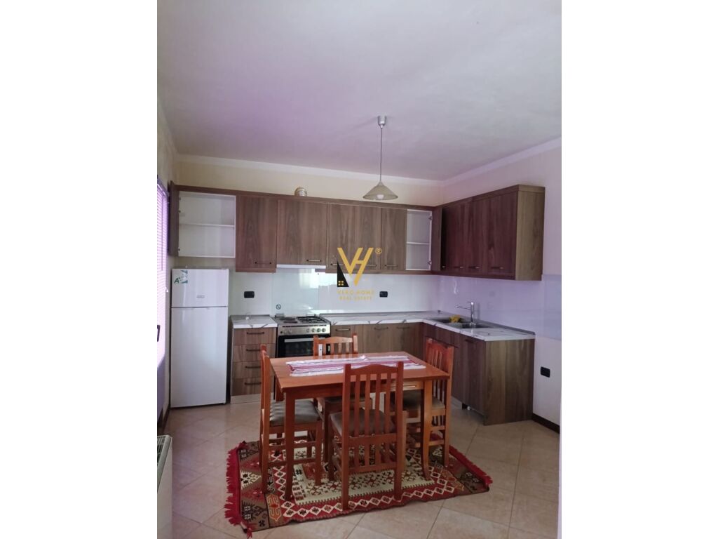 Jepet Shtepi Private me qera ne Selite 190 m2 3