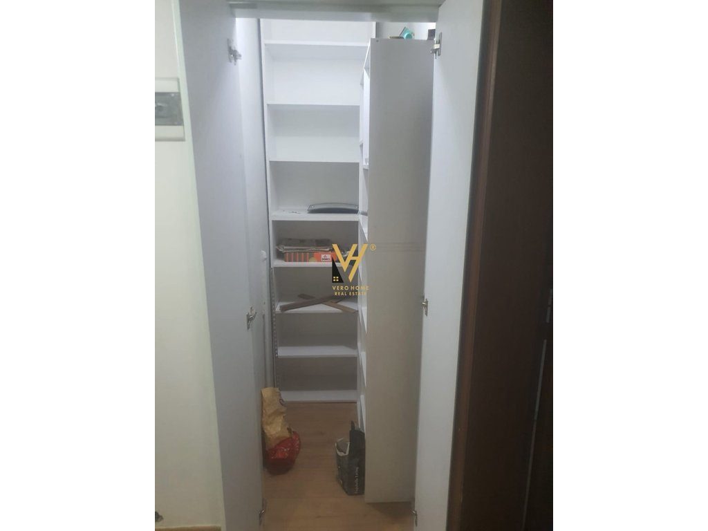 JEPET APARTAMENT 1+1+BLK ME QERA TE PETRO NINI LUARASI 700 EURO 3