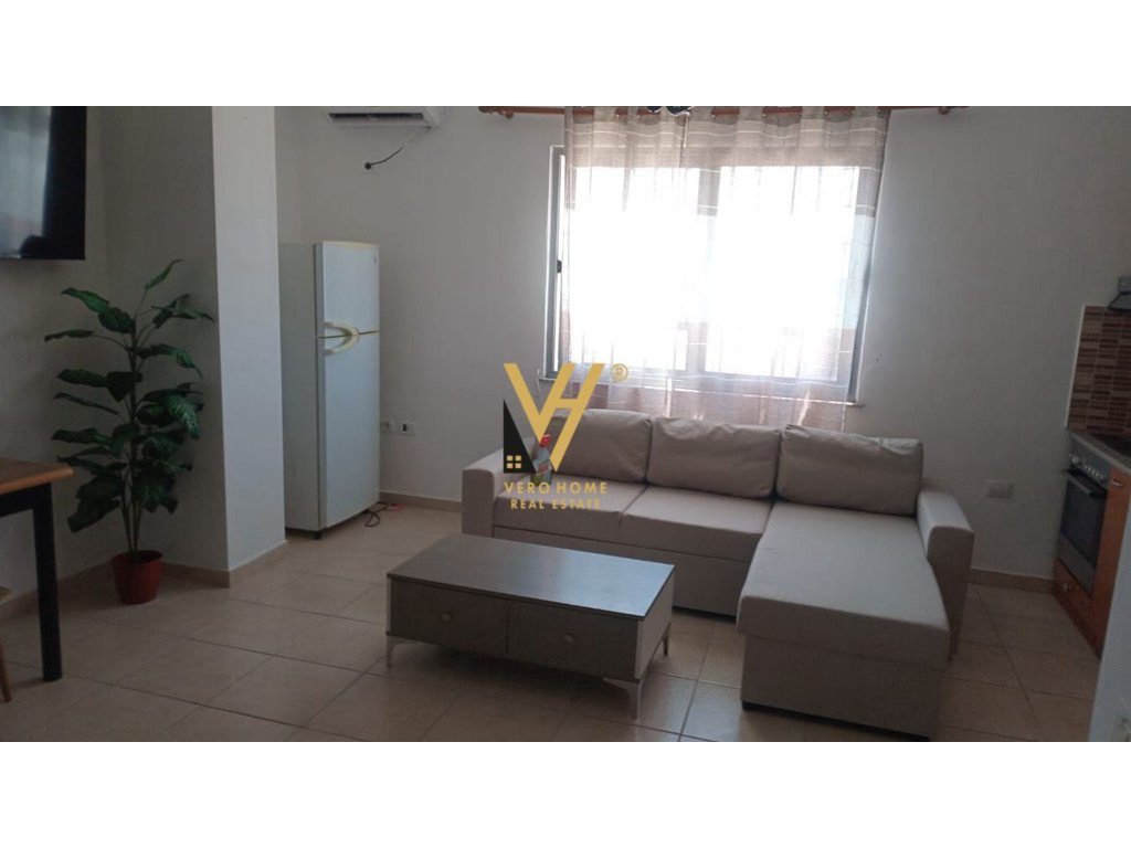 JEPET APARTAMENT 2+1+BLK ME QERA NE ASTIR 500 EURO