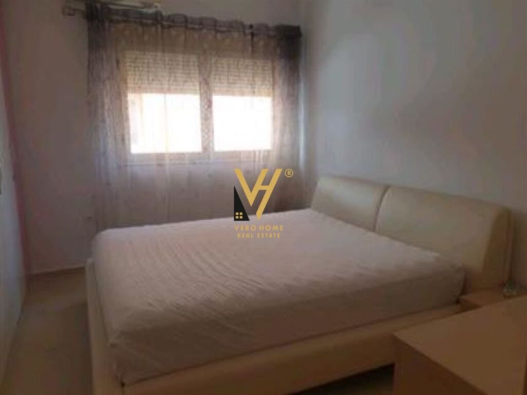 Jepet Apartament 2+1+2+ballkon me qera te Liqeni i Thate 110 m2