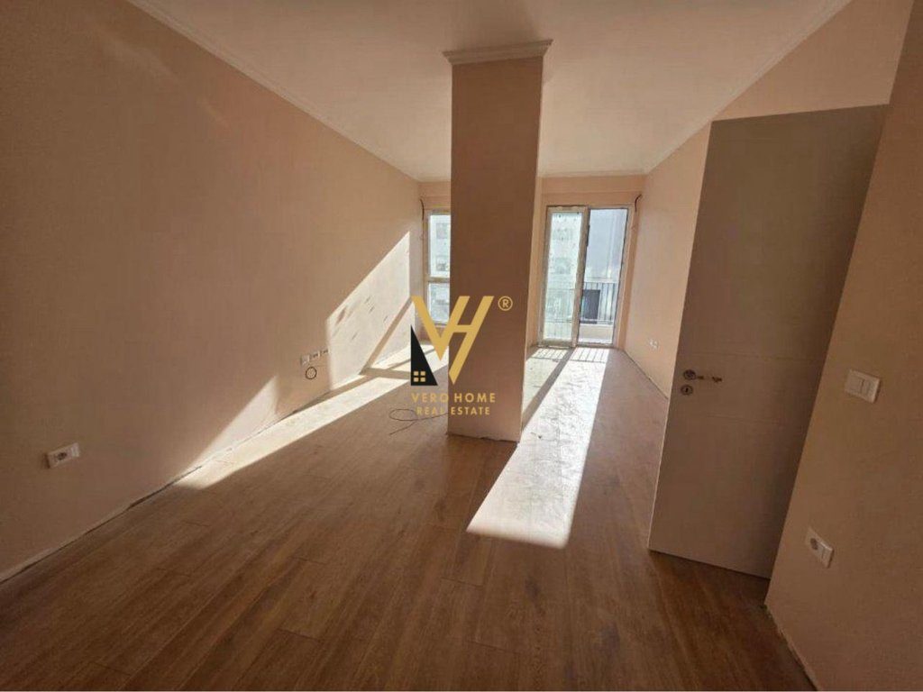 JEPET APARTAMENT 2+1+2 ME QIRA TE KOMUNA E PARISIT 1.100 EURO 2