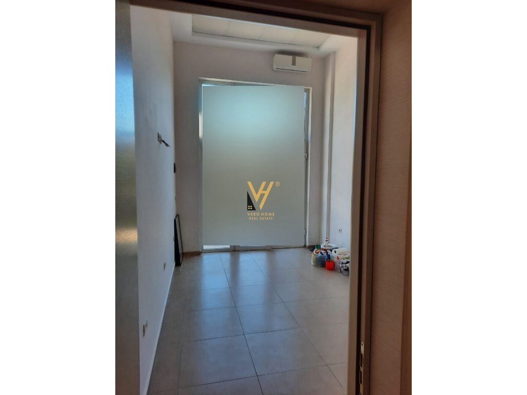 JEPET DYQAN 22M2 ME QERA TE KOPSHTI ZOOLOGJIK 350 EURO 2