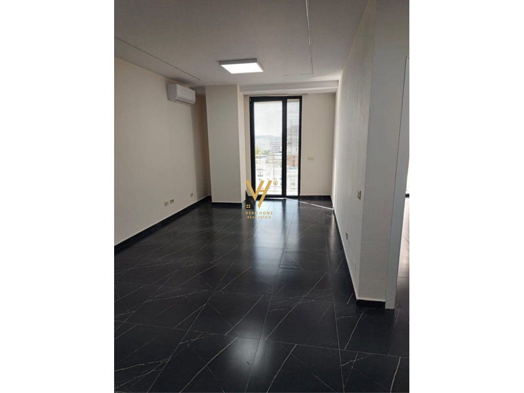 JEPET ZYRE 75 M2 ME QERA TE MINE PEZA 580 EURO 3
