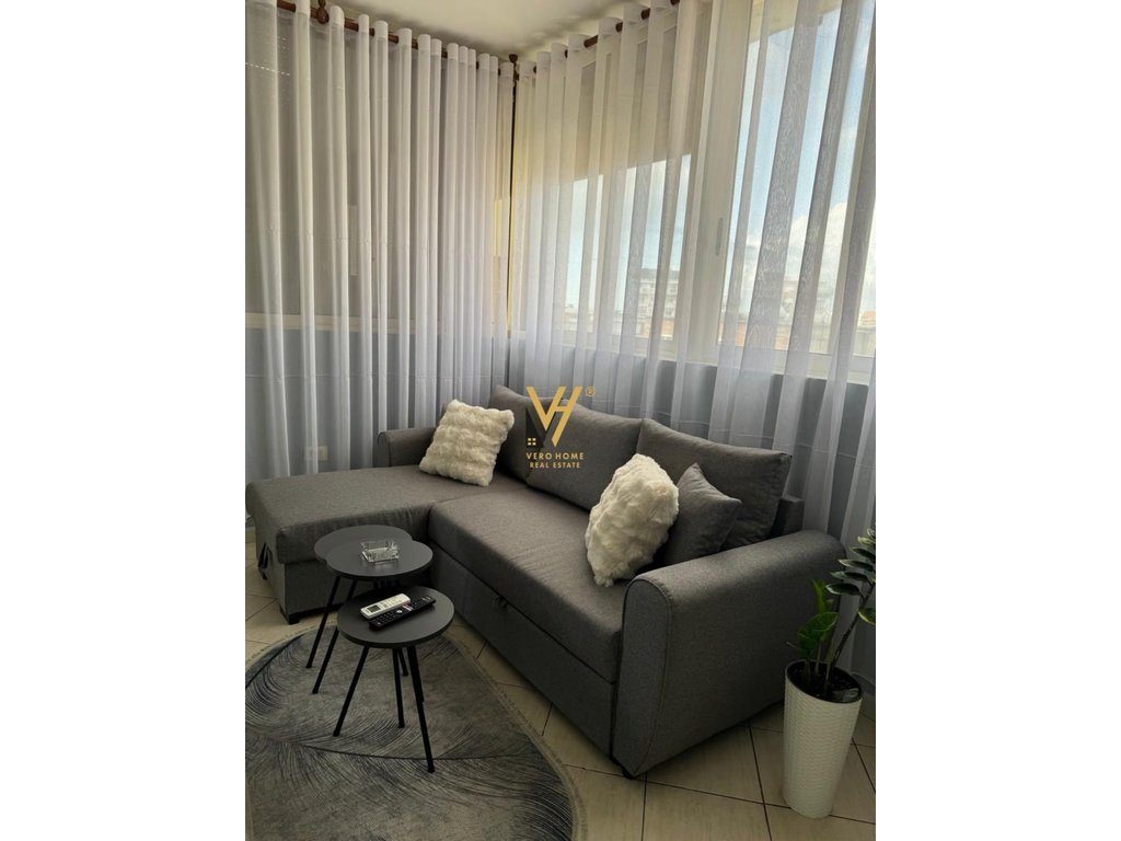 JEPET APARTAMENT 1+1 ME QIRA RRUGA E DURRESIT 500 EURO