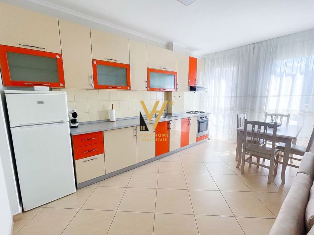 Jepet Apartament 1+1+ballkon me qera te Rruga e Kavajes 76 m2 3