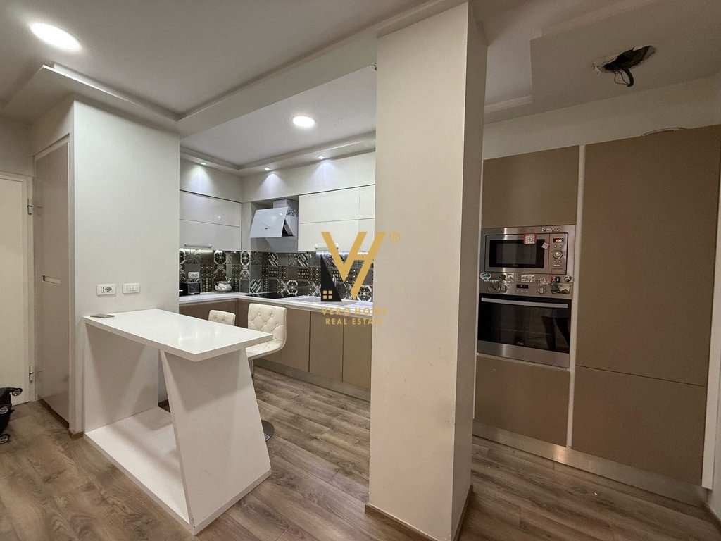 JEPET APARTAMENT 2+1+BLK ME QERA TE KOPSHTI BOTANIK 750 EURO 3
