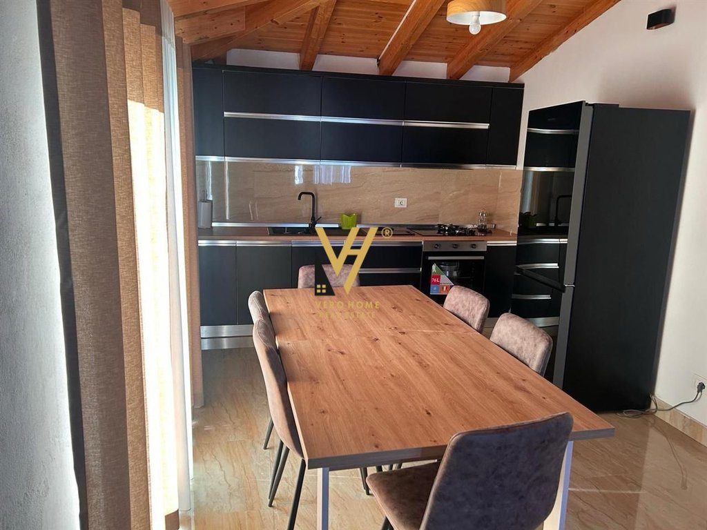 JEPET APARTAMENT 2+1+BLK ME QIRA NE MULLET 450 EURO 3