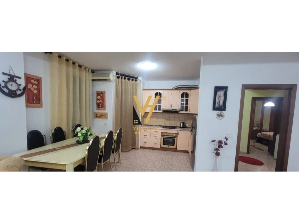 JEPET APARTAMENT 2+1+2+BLK ME QERA NE BLLOK 90.000 LEKE 3