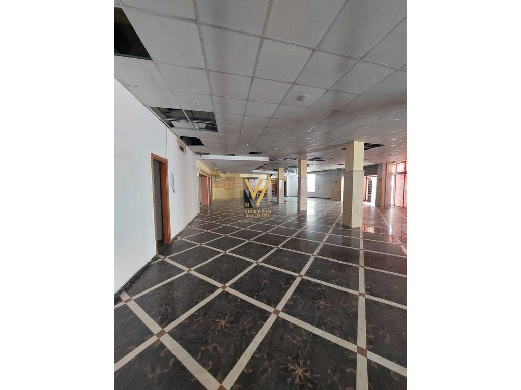 SHITET AMBJENT BIZNESI 996 M2 TE ALI DEMI 1.600.000 EURO 2