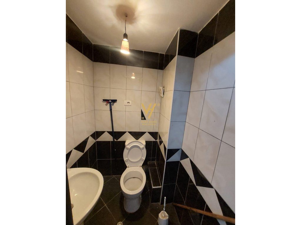 SHITET DYQAN 40 M2 NE ASTIR 75.000 EURO 3