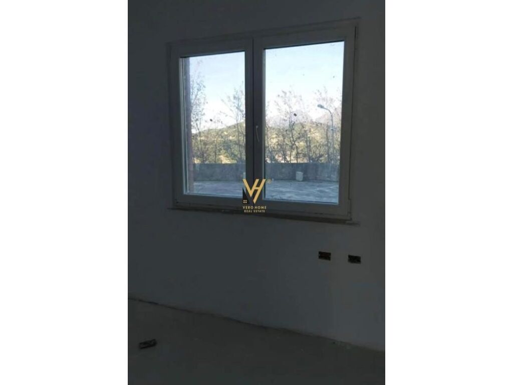 Shitet Apartament 2+1+2 te Fresku 164 m2