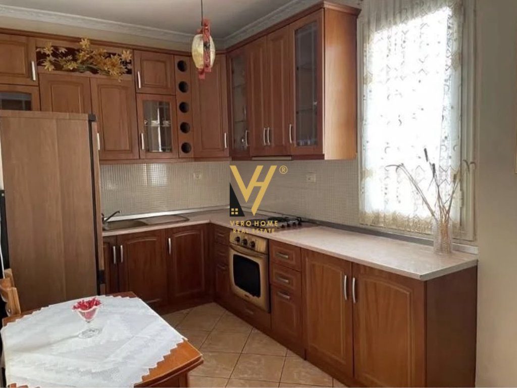 SHITET APARTAMENT 2+1+BLK NE FIER 8.500.000 LEKE 2