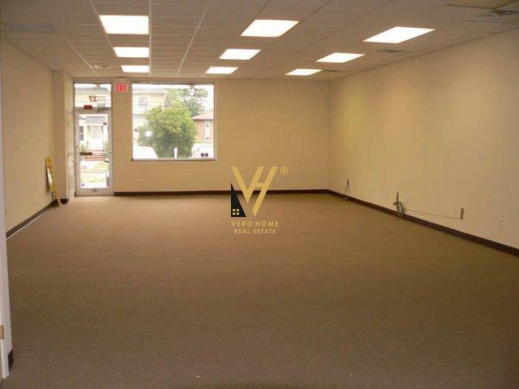 JEPET AMBIENT BIZNESI 308 M2 ME QIRA TE SHESHI WILLSON 8.000 EURO
