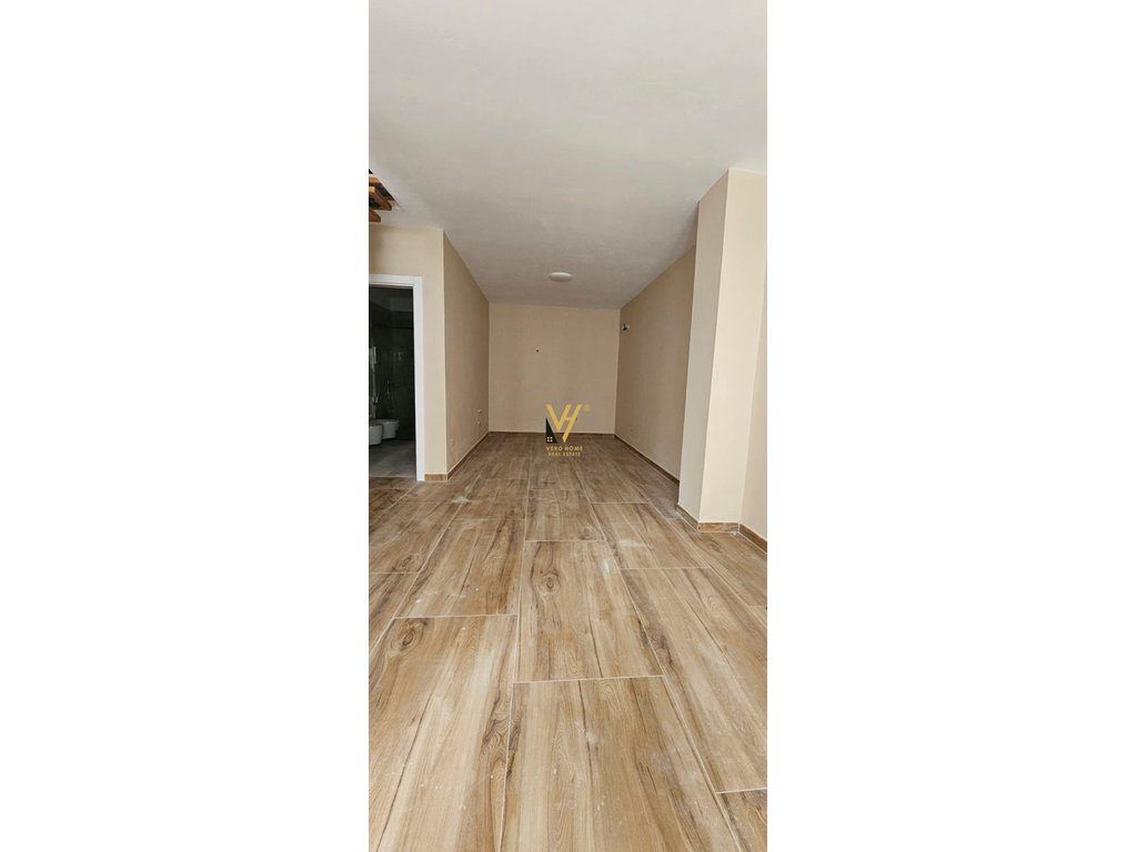 SHITET DUBLEX 97.5 M2 NE MALIN E ROBIT 120.825 EURO