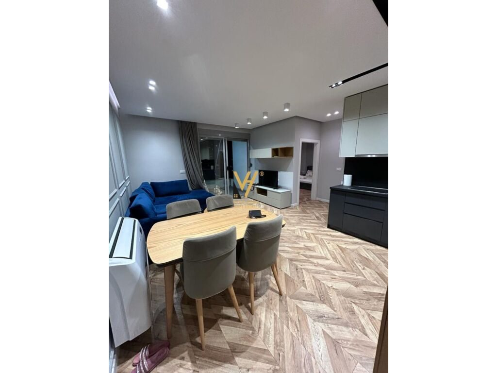 Shitet Apartament 2+1+2 te Liqeni i Thate 95 m2