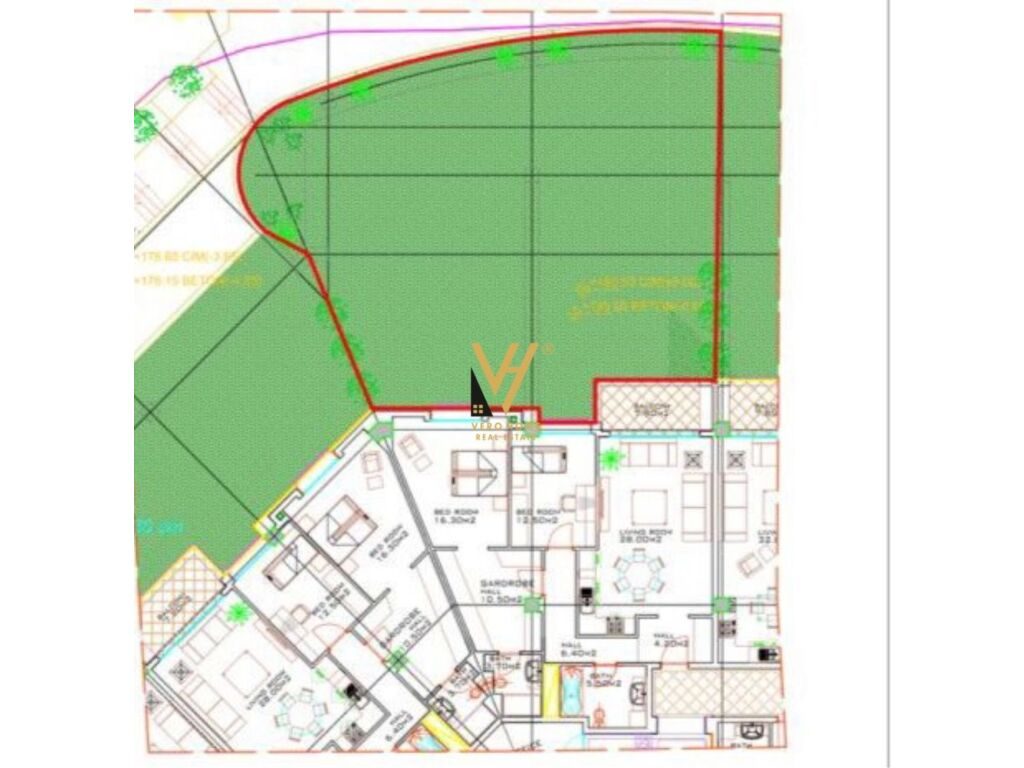 Shitet Apartament 2+1+2+2posta Parkmi te Liqeni i Thate 311 m2