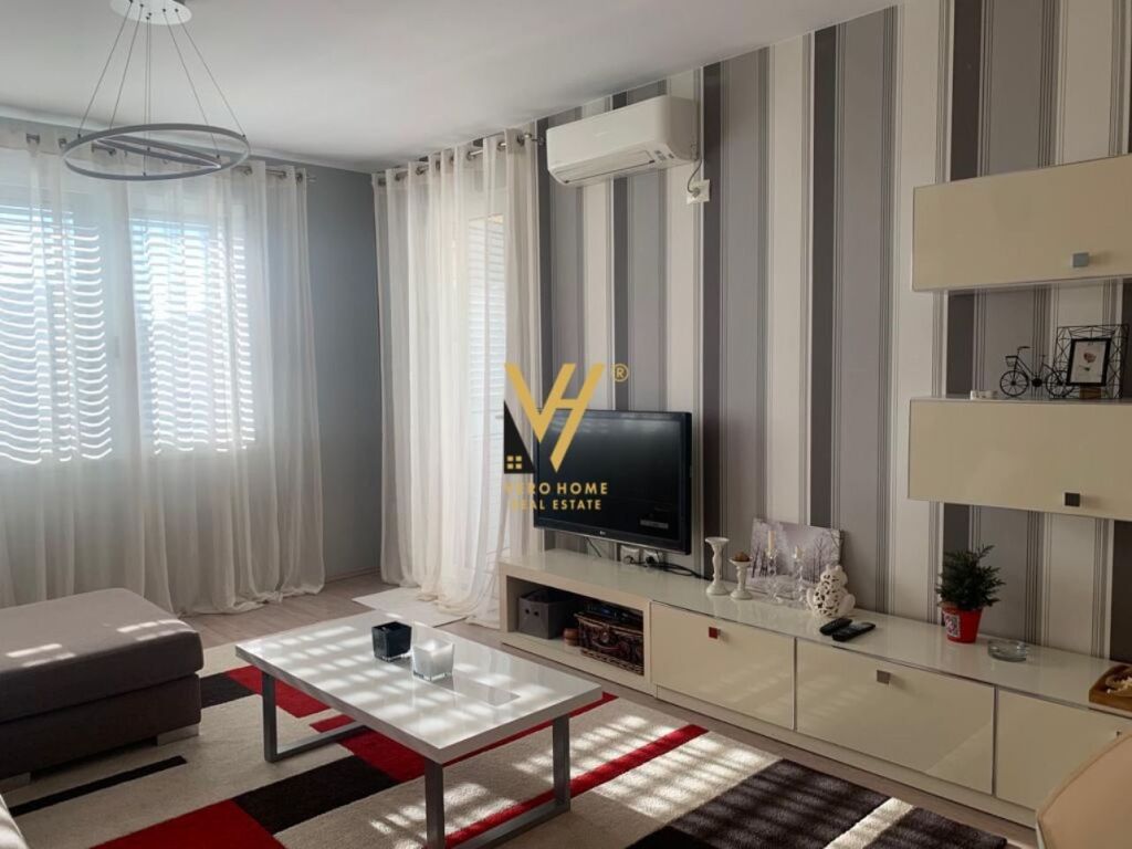 Shitet apartament 2+1+parking te Liqeni i Thate 95 m2
