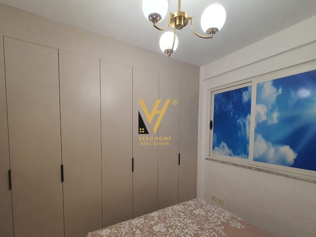 JEPET APARTAMENT 1+1+BLK ME QERA TE KODRA E DIELLIT 55.000 LEKE 4