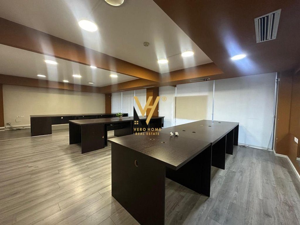 JEPET ZYRE 200 M2 ME QIRA TE SHESHI WILLSON 300.000 LEKE 2