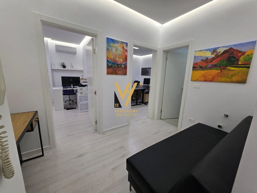 JEPET ZYRE 65 M2 ME QERA TEK SHKOLLA E BALETIT 50.000 LEKE 2
