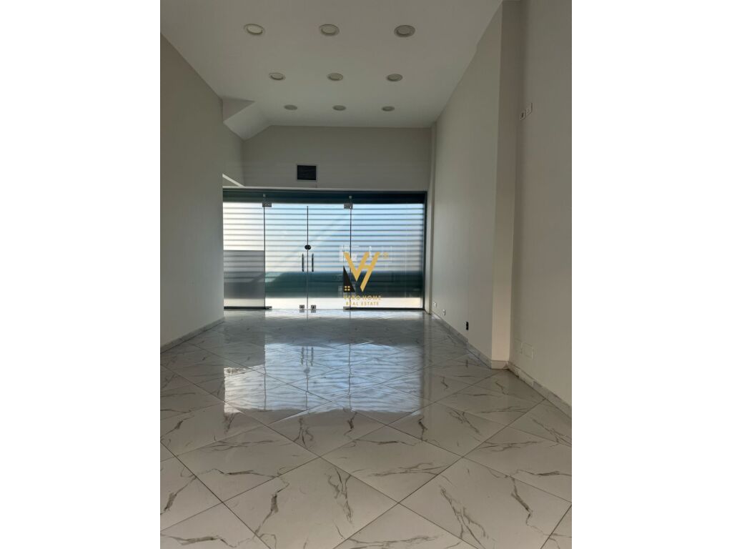 JEPET DYQAN 60 M2 ME QERA TE SQUARE 21900 EURO