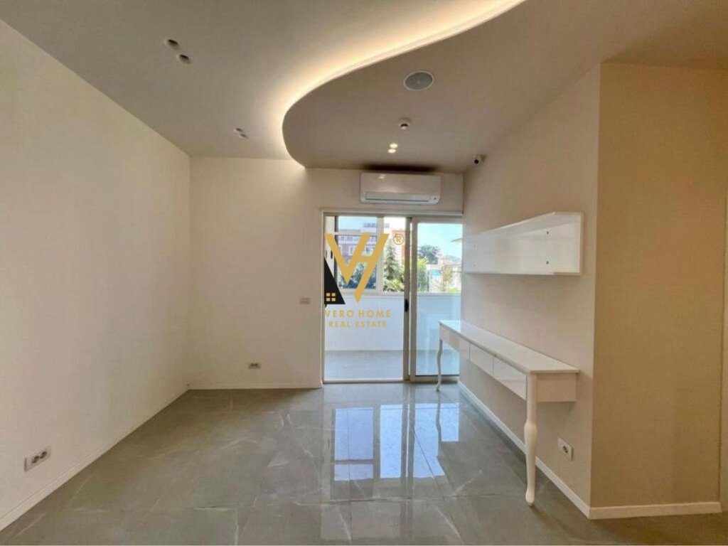 JEPET AMBIENT BIZNESI 140 M2 ME QIRA TE HARRY FULTZ 1.600 EURO 3