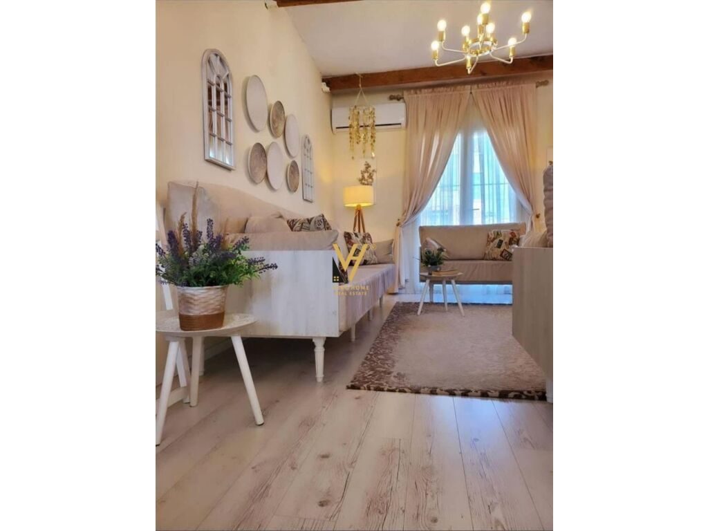 Jepet Apartament 3+1+2 me qera te Rruga Siri Kodra 100 m2