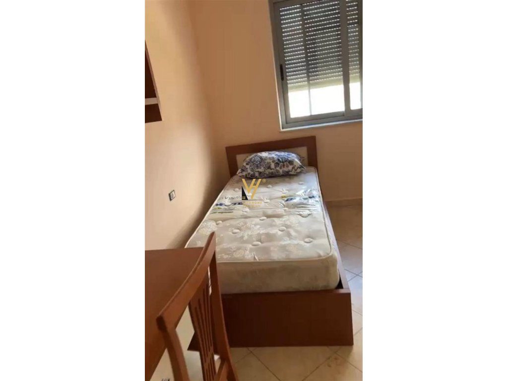 JEPET APARTAMENT 2+1+BLK ME QERA TEK HYGEA 450 EURO 4
