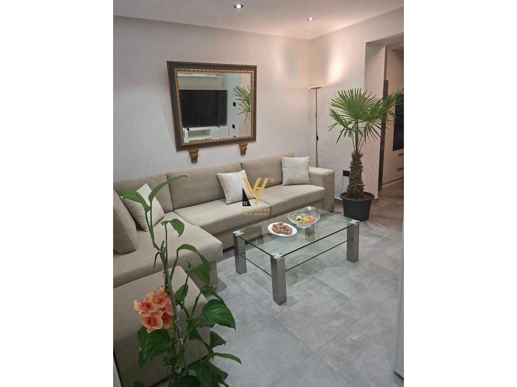 JEPET APARTAMENT 1+1+BLK ME QERA TEK KOMUNA E PARISIT 75.000 LEKE