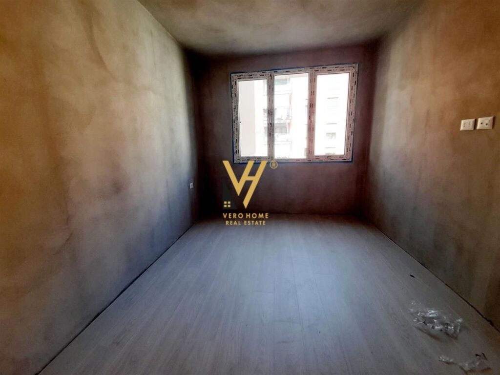 Jepet Zyre me qera te Riverside Rezidence 67 m2 3
