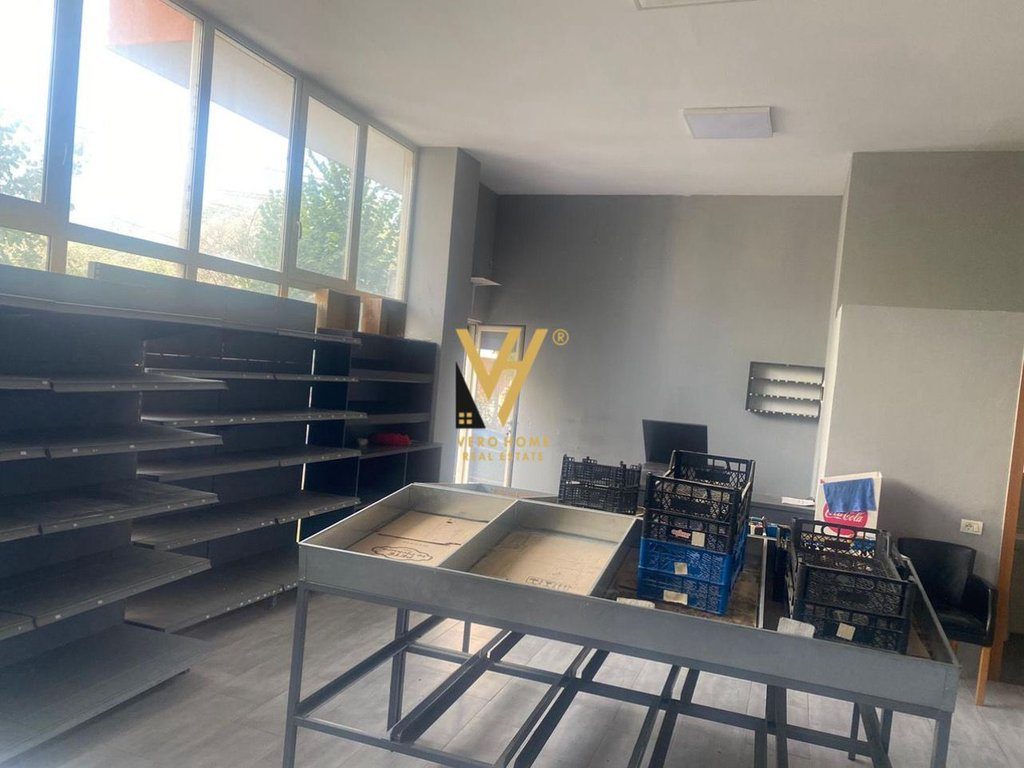 SHITET DYQAN 56 M2 TE LIQENI I THATE 122.000 EURO 3