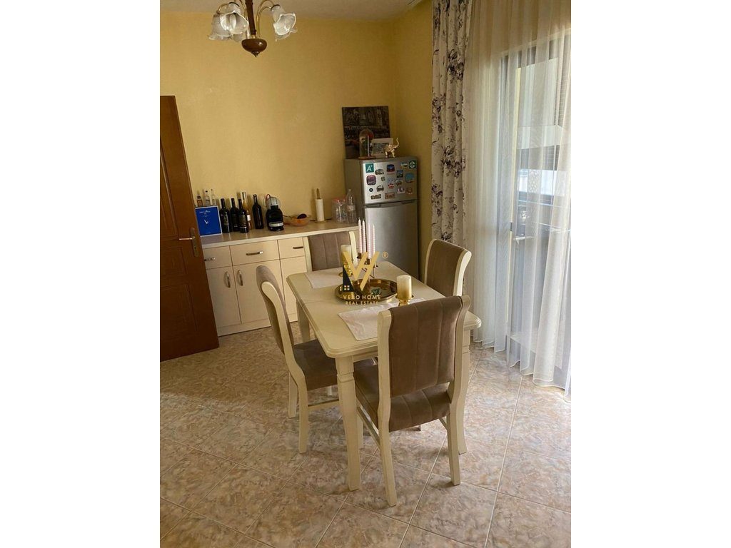 JEPET APARTAMENT 1+1 ME QIRA TE SQUARE 21 55.000 LEKE 2