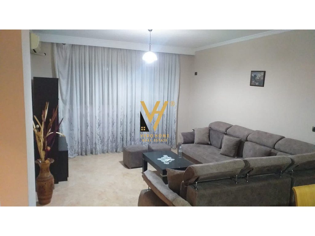 JEPET APARTAMENT 1+1+BLK ME QIRA NE BLLOK 650 EURO