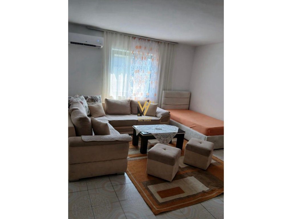 JEPET APARTAMENT 1+1 ME QERA NE VASIL SHANTO 60.000 LEKE