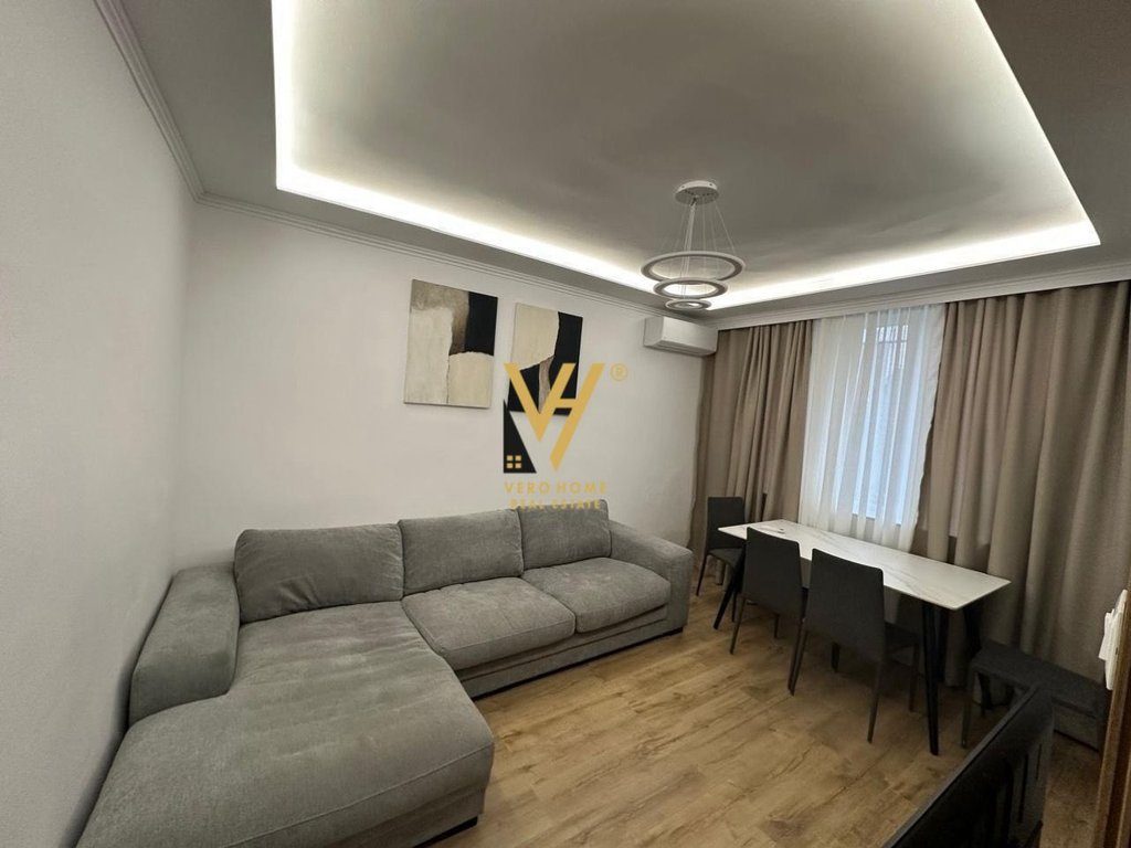 SHITET APARTAMENT 2+1 TE RRUGA E KAVAJES 250.000 EURO