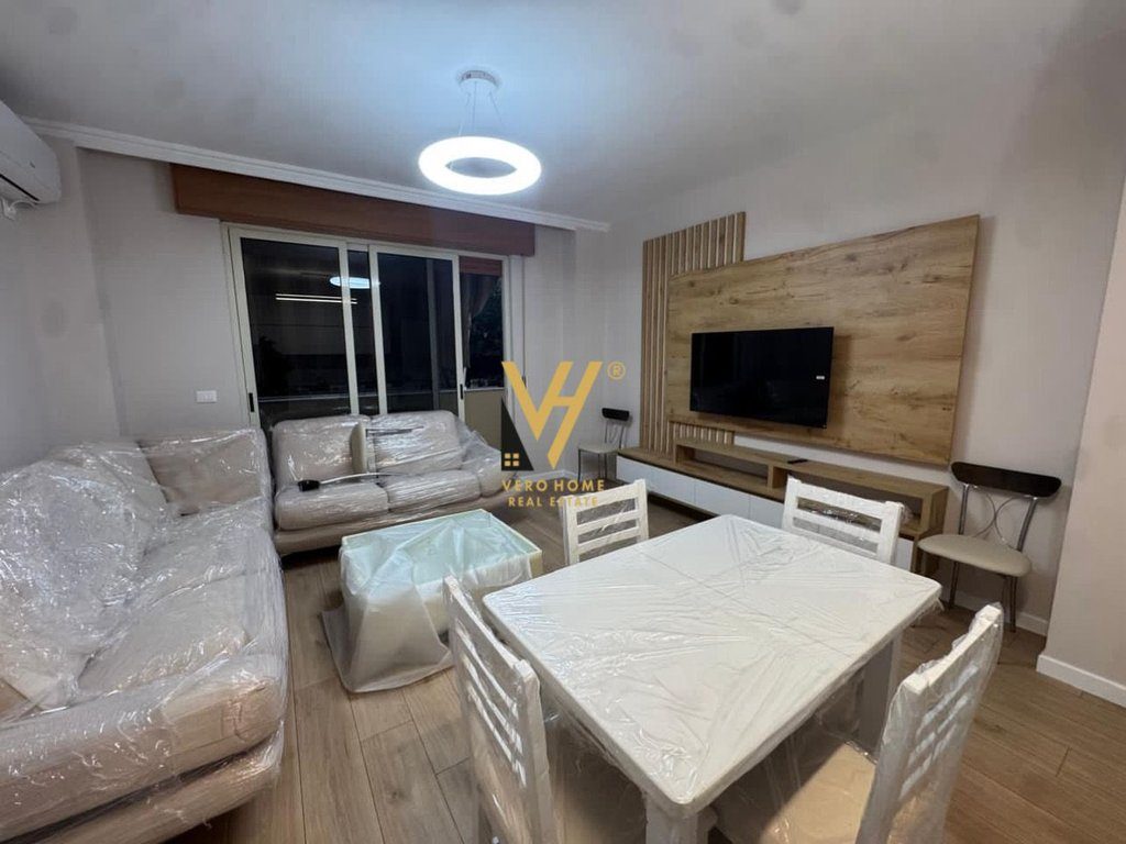 JEPET APARTAMENT 2+1+2BLK ME QERA TE RRUGA ISLAM ALLA 900 EURO